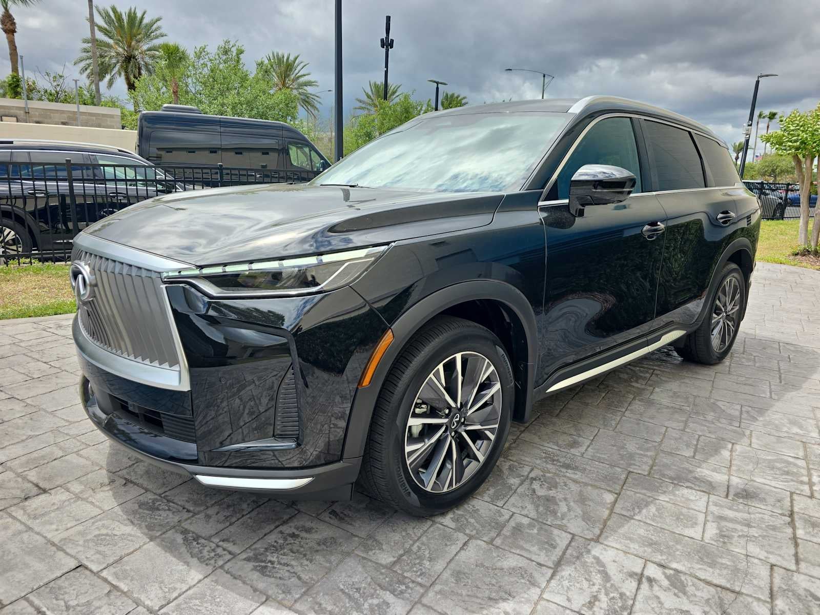 2026 INFINITI QX60 LUXE