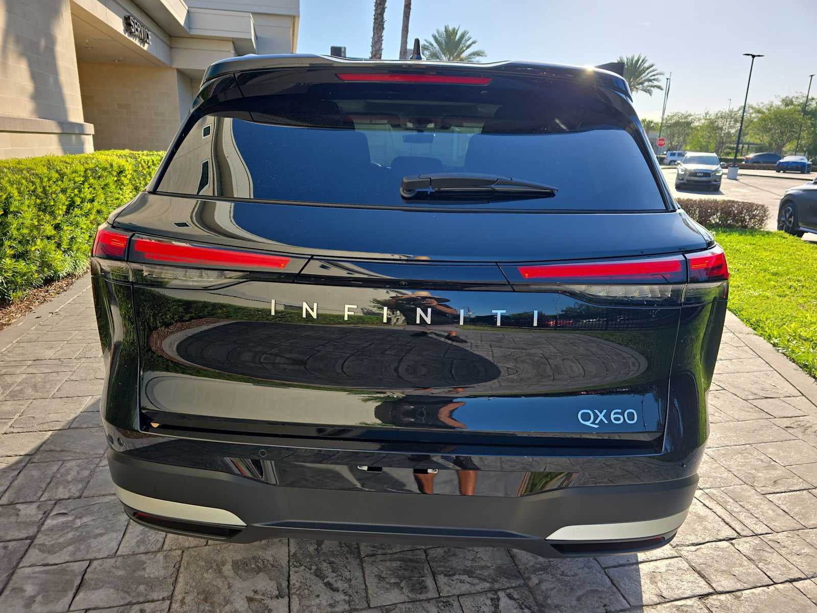 2026 INFINITI QX60 LUXE