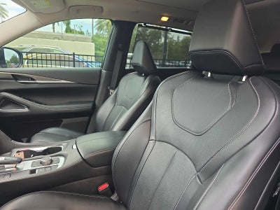 2025 INFINITI QX60 LUXE