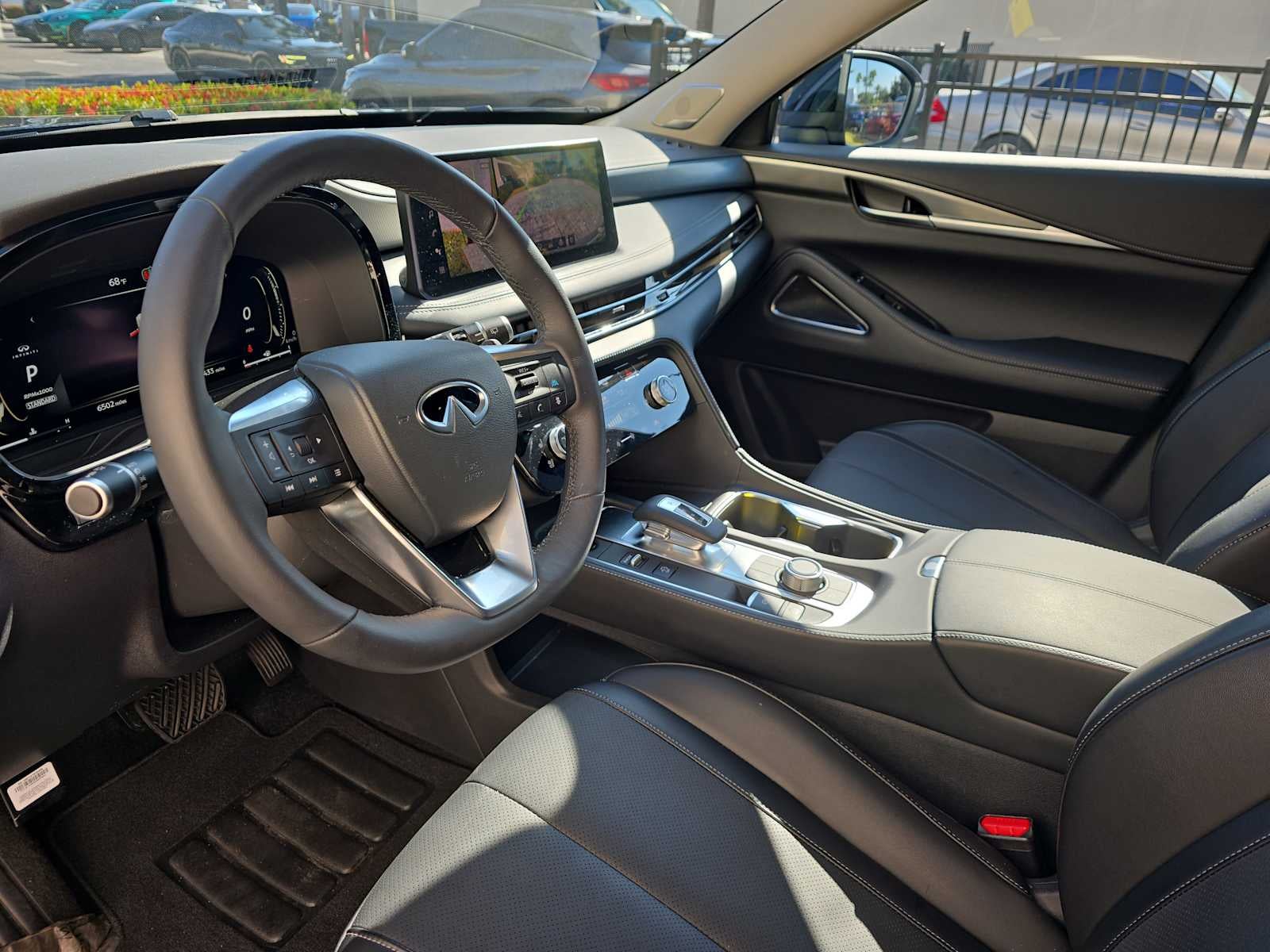 2026 INFINITI QX60 LUXE