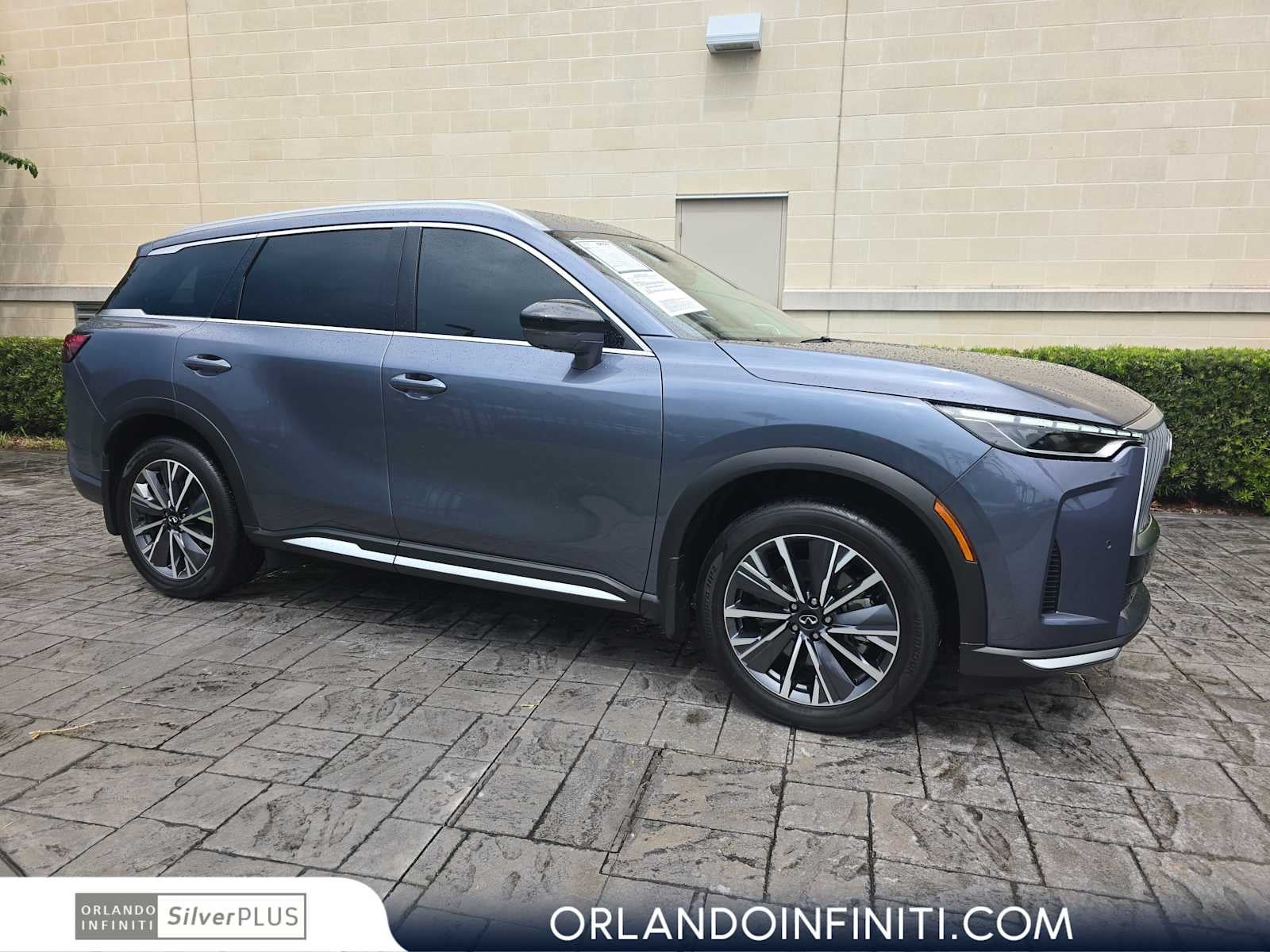 2026 INFINITI QX60 LUXE