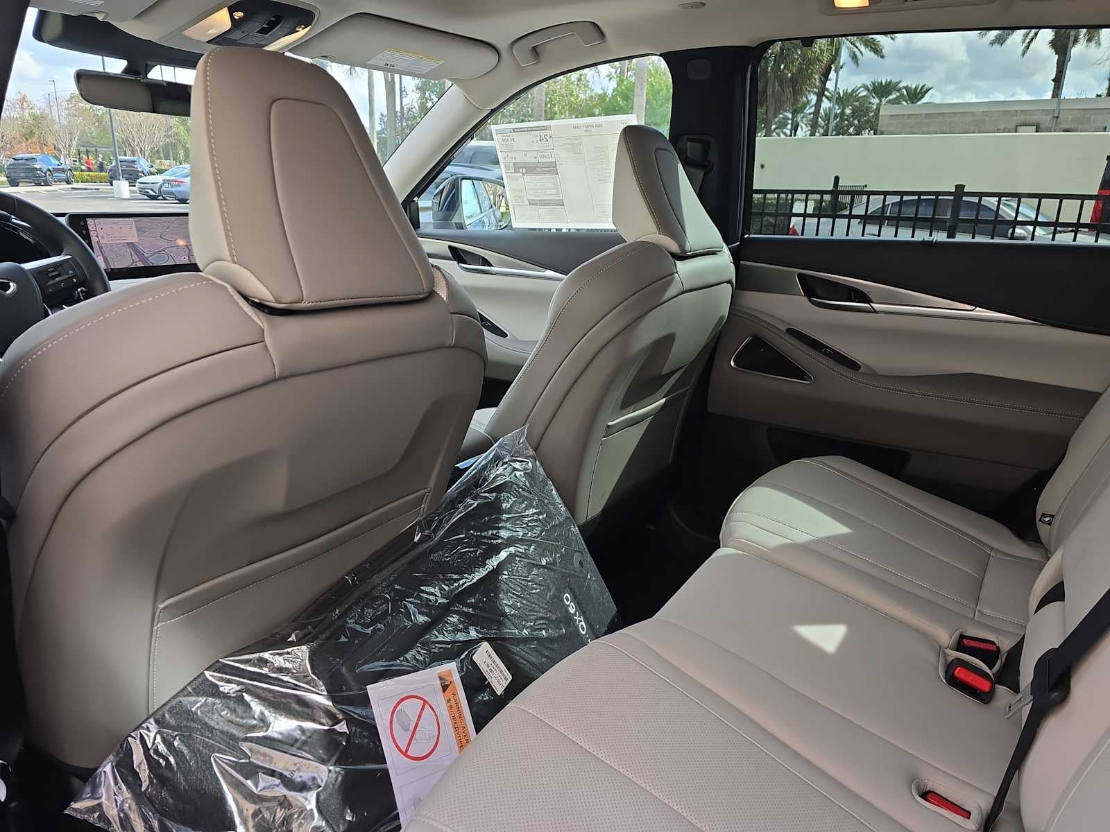 2026 INFINITI QX60 LUXE