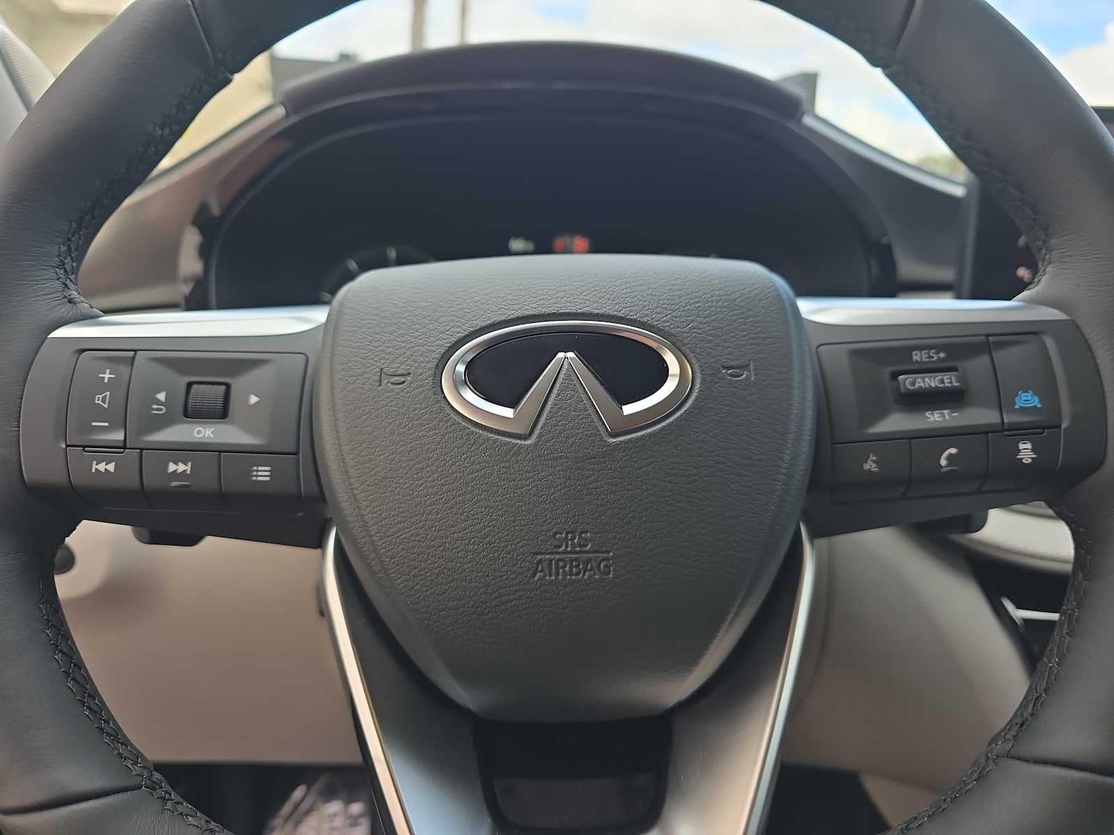 2026 INFINITI QX60 LUXE