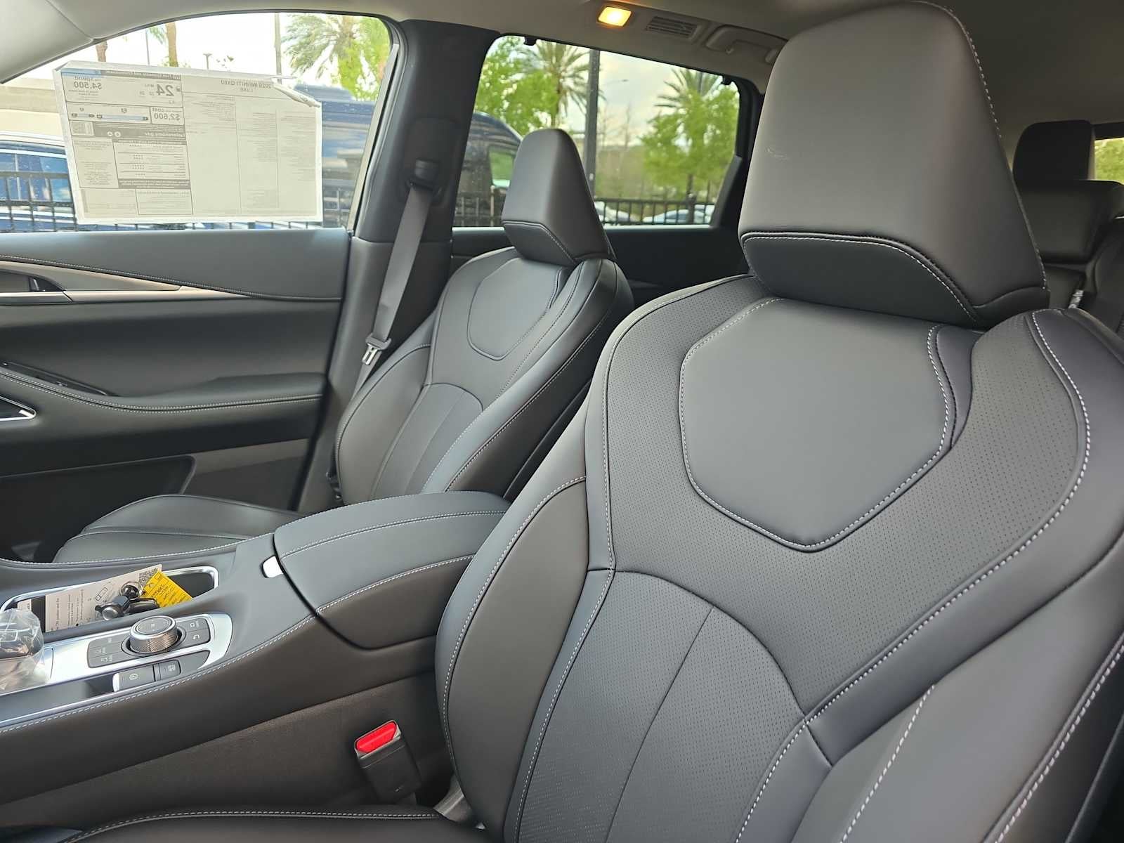 2026 INFINITI QX60 LUXE