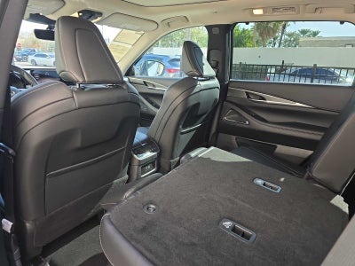 2025 INFINITI QX60 LUXE