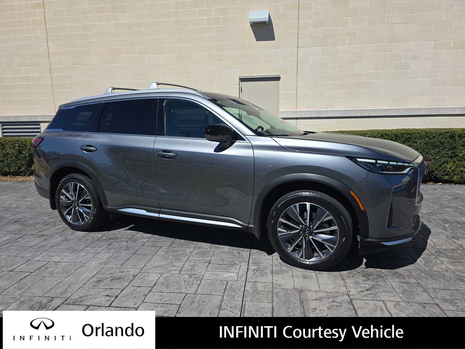 2026 INFINITI QX60 LUXE
