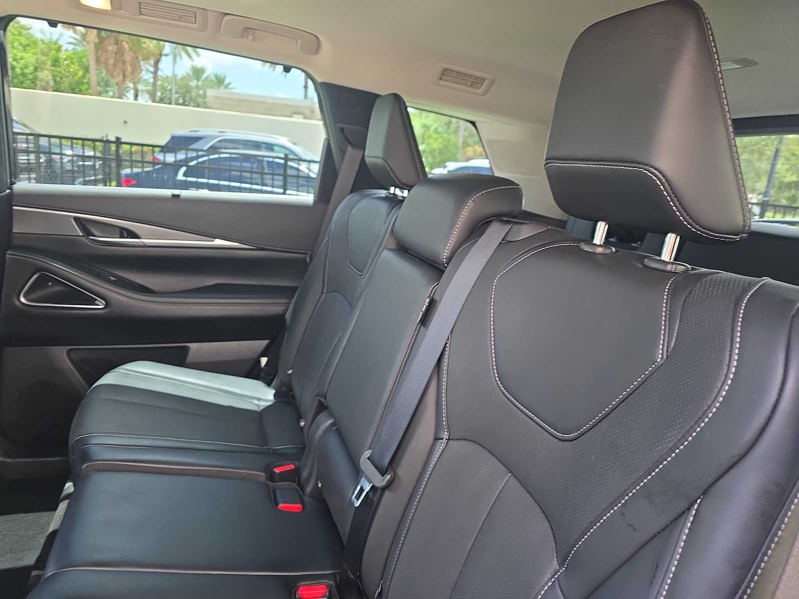 2026 INFINITI QX60 LUXE