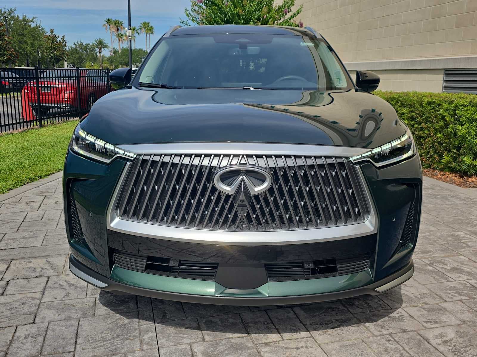 2026 INFINITI QX60 LUXE