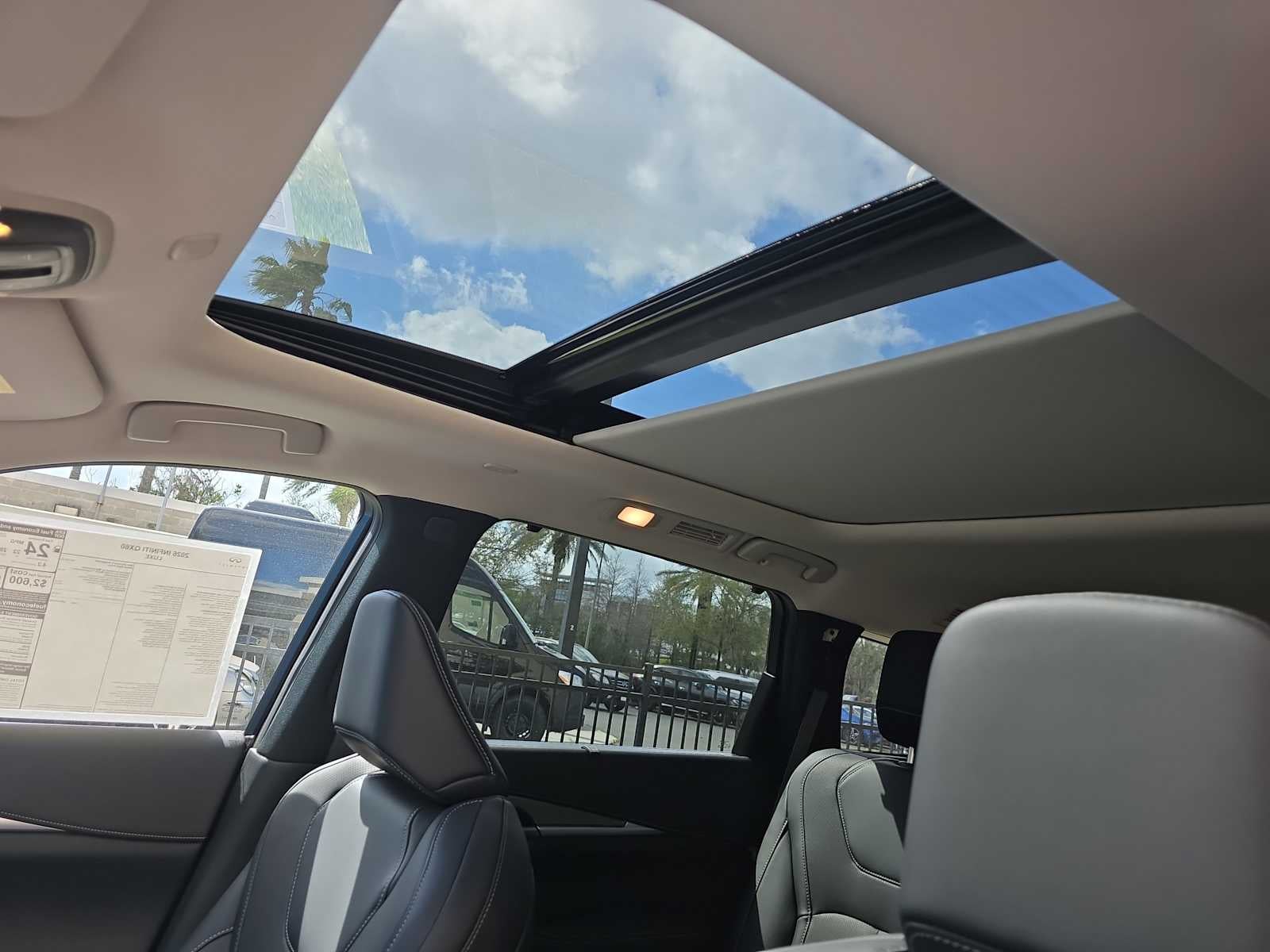 2026 INFINITI QX60 LUXE