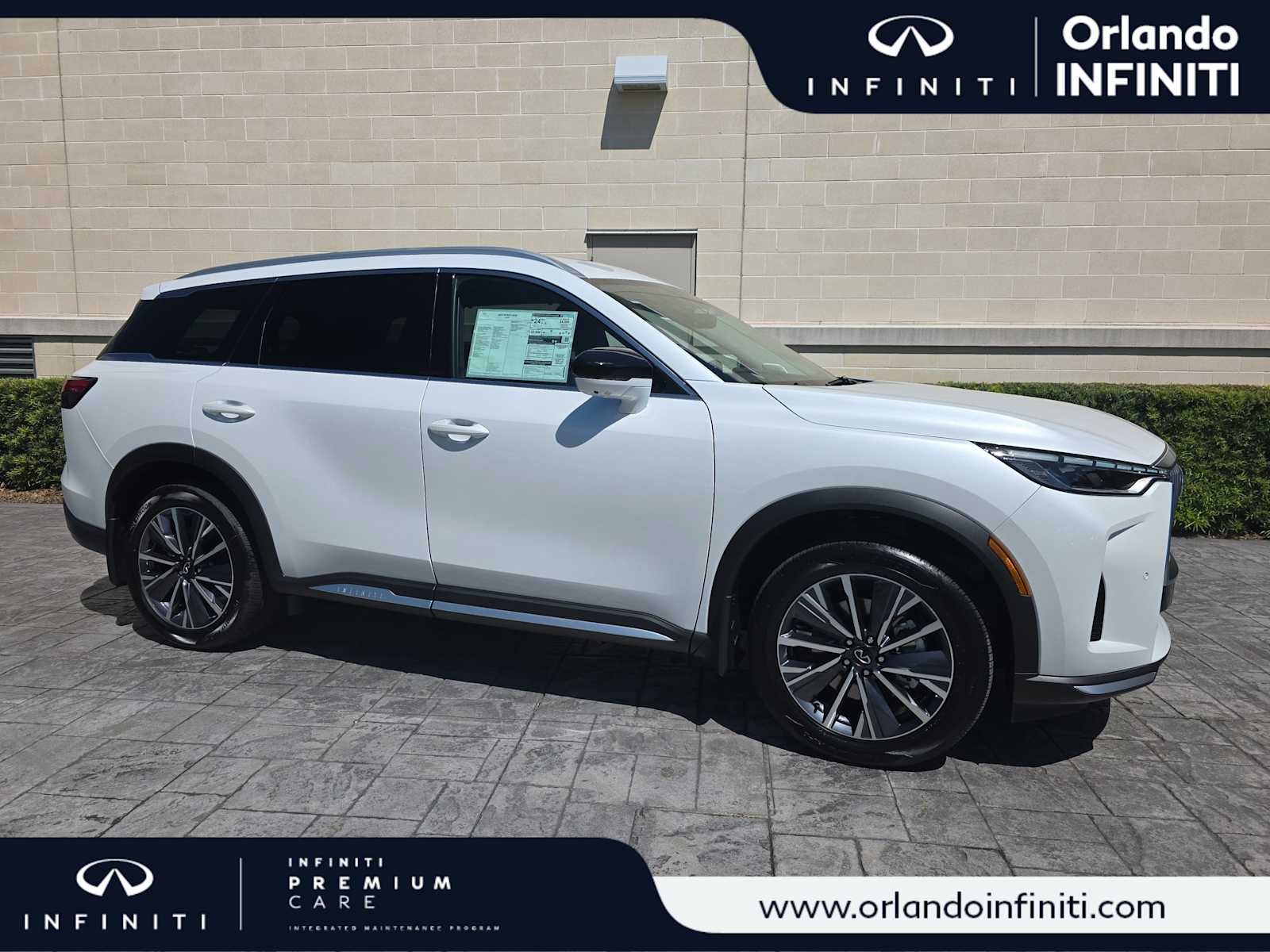 2026 INFINITI QX60 LUXE