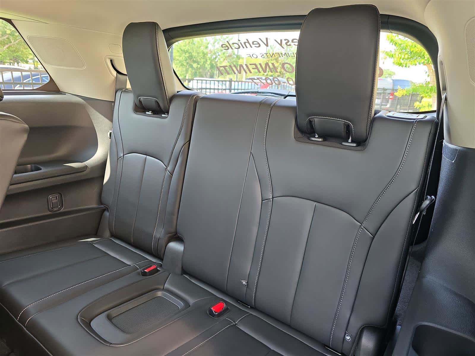 2025 INFINITI QX60 LUXE