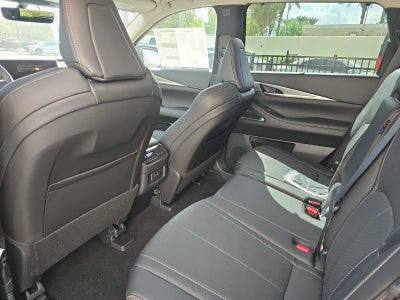 2026 INFINITI QX60 LUXE