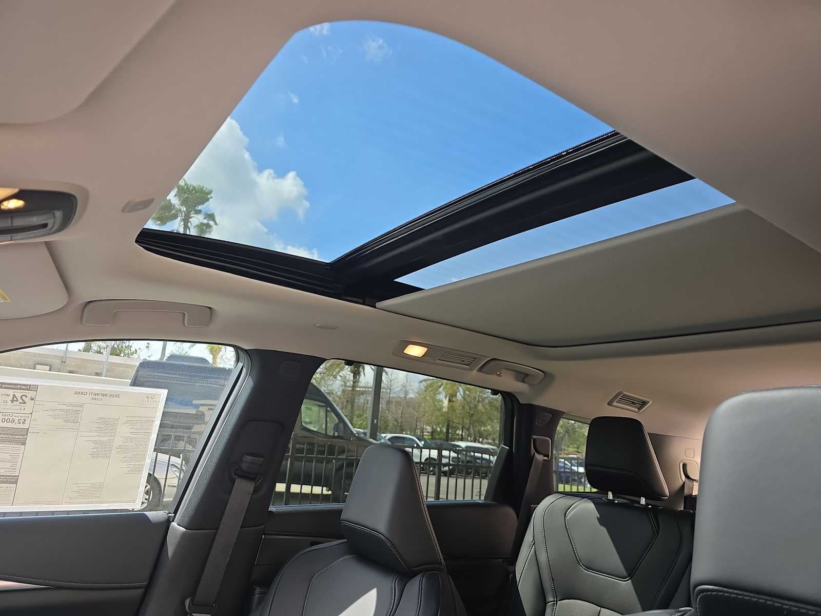 2026 INFINITI QX60 LUXE