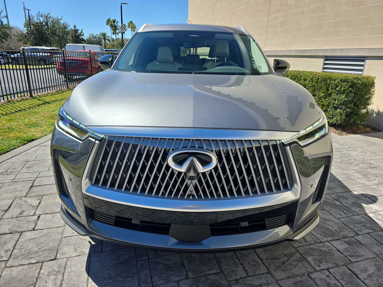 2026 INFINITI QX60 LUXE