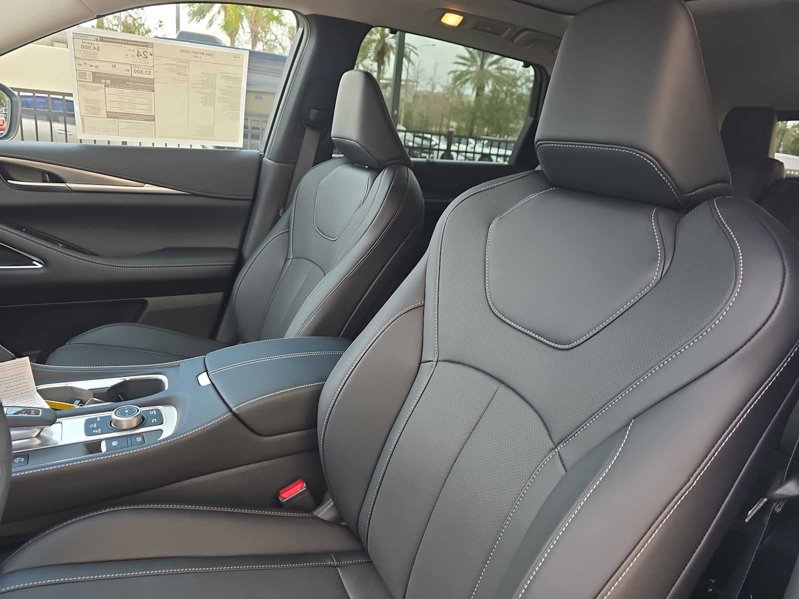 2026 INFINITI QX60 LUXE