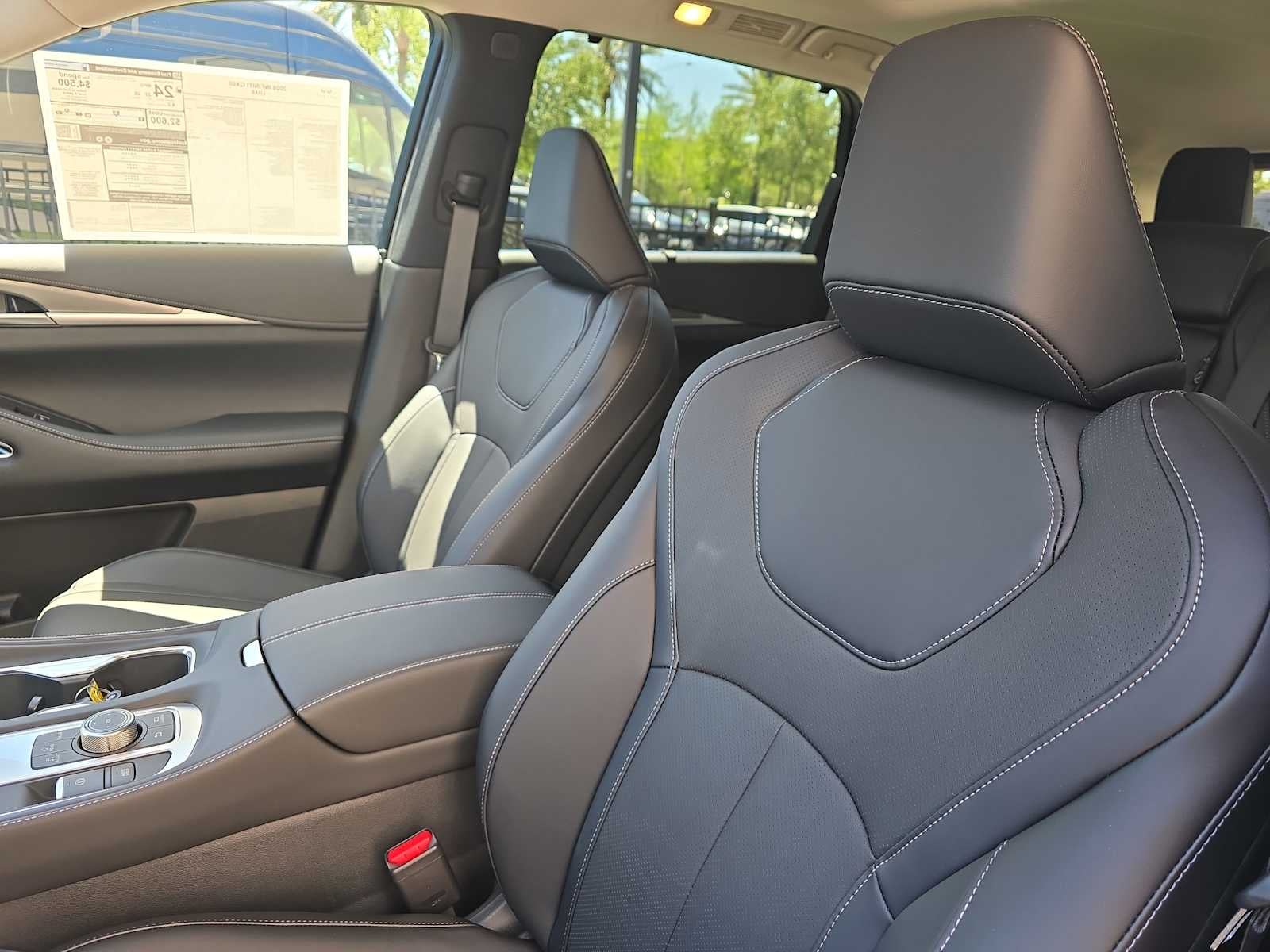 2026 INFINITI QX60 LUXE