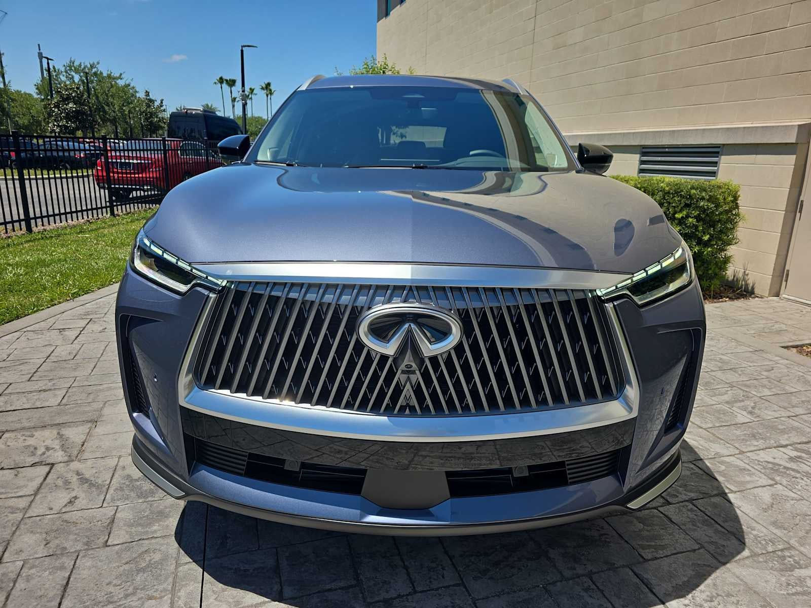 2026 INFINITI QX60 LUXE