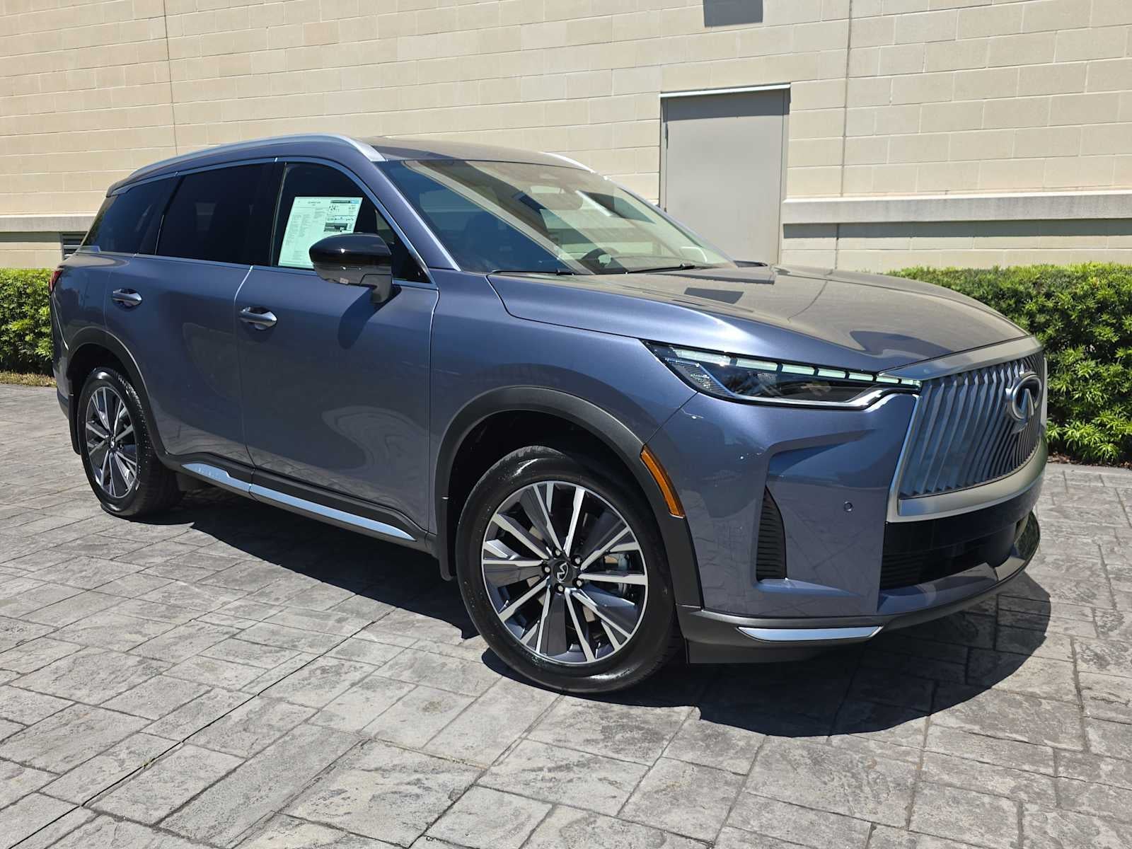 2026 INFINITI QX60 LUXE