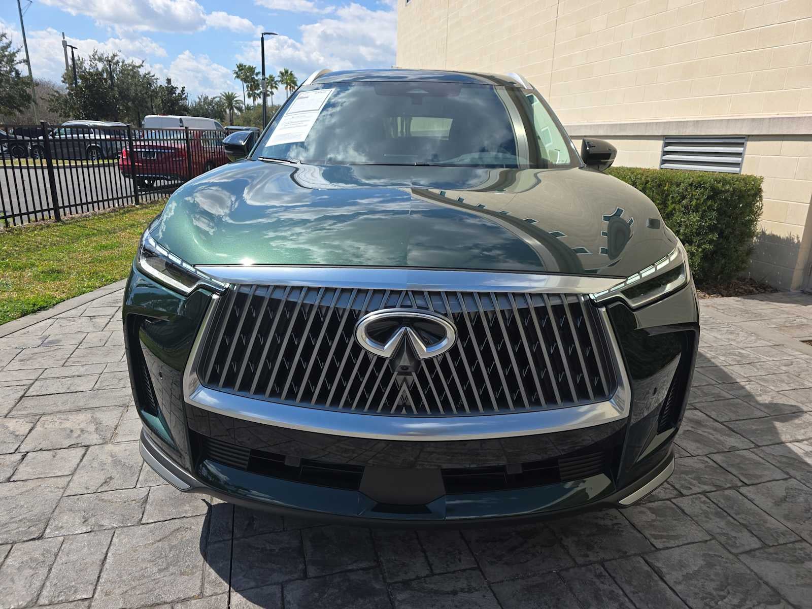 2026 INFINITI QX60 LUXE