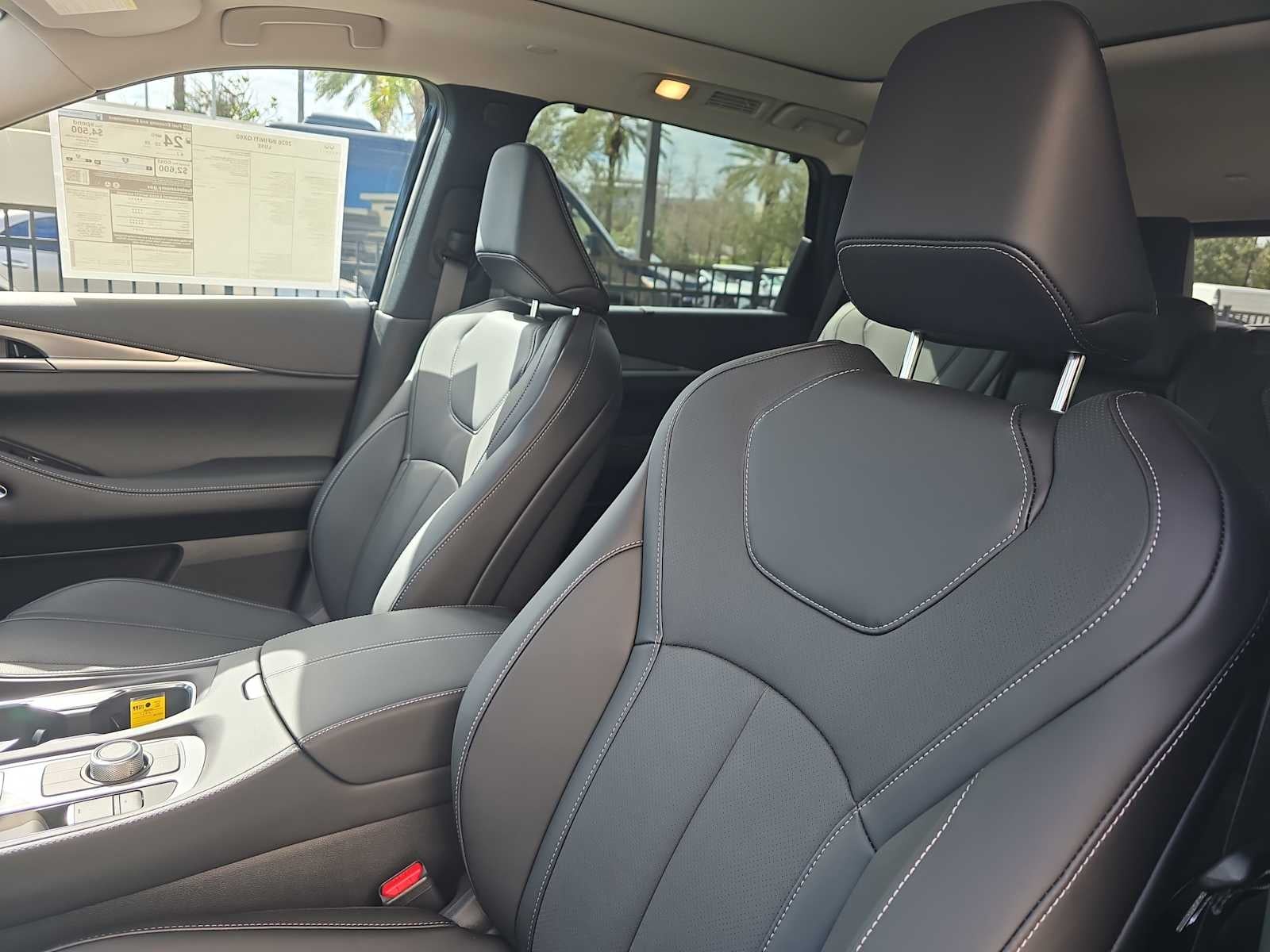 2026 INFINITI QX60 LUXE