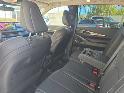 2026 INFINITI QX60 LUXE