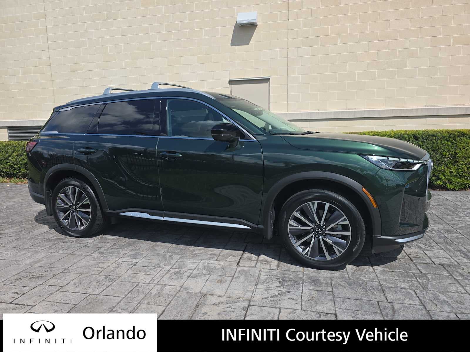 2026 INFINITI QX60 LUXE