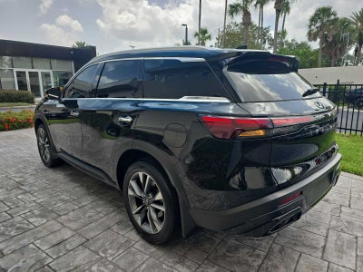 2025 INFINITI QX60 LUXE