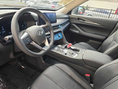 2025 INFINITI QX60 LUXE