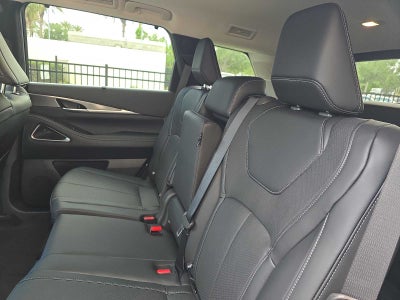2026 INFINITI QX60 LUXE