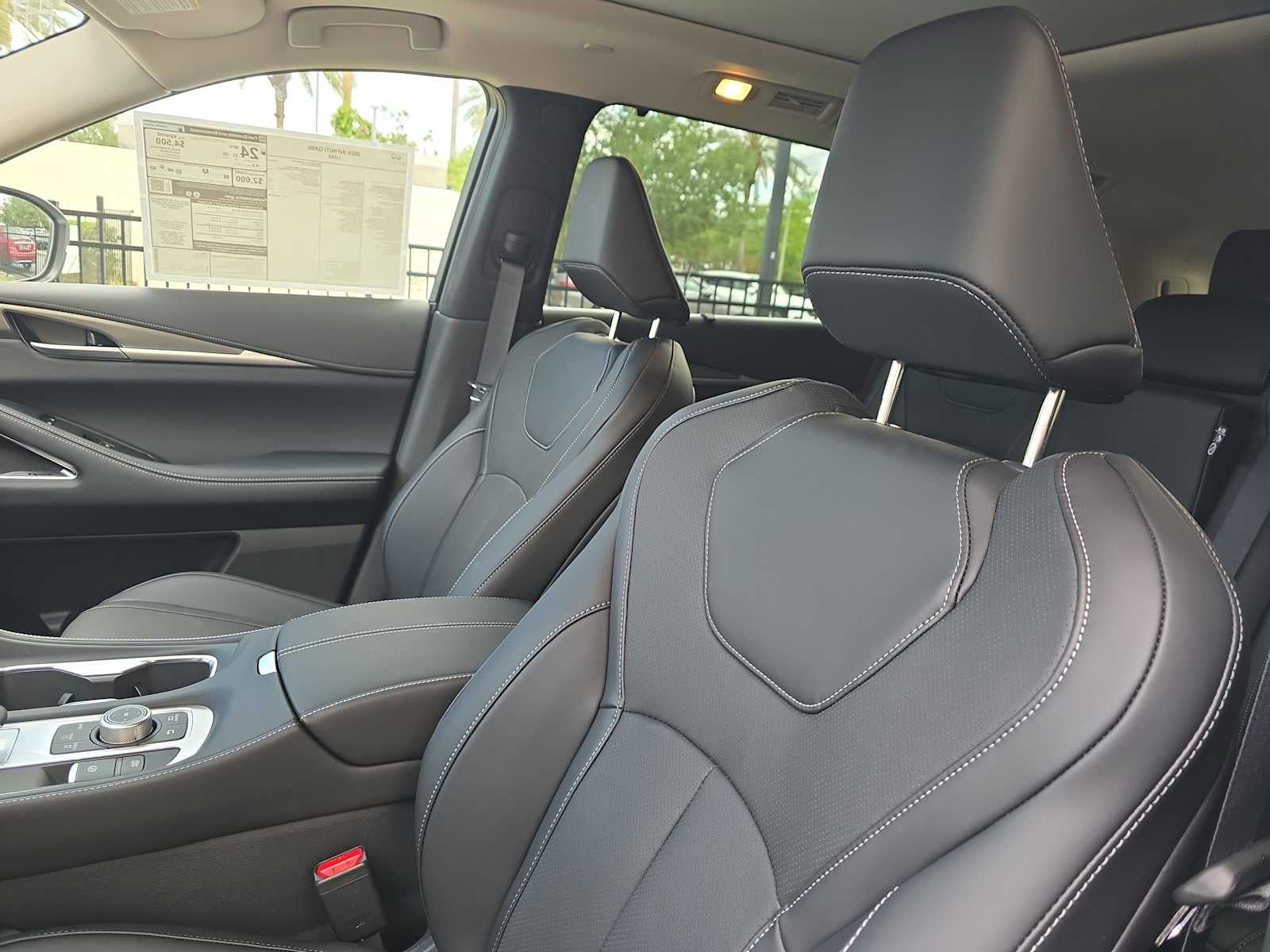 2026 INFINITI QX60 LUXE