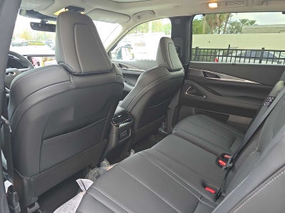 2026 INFINITI QX60 LUXE