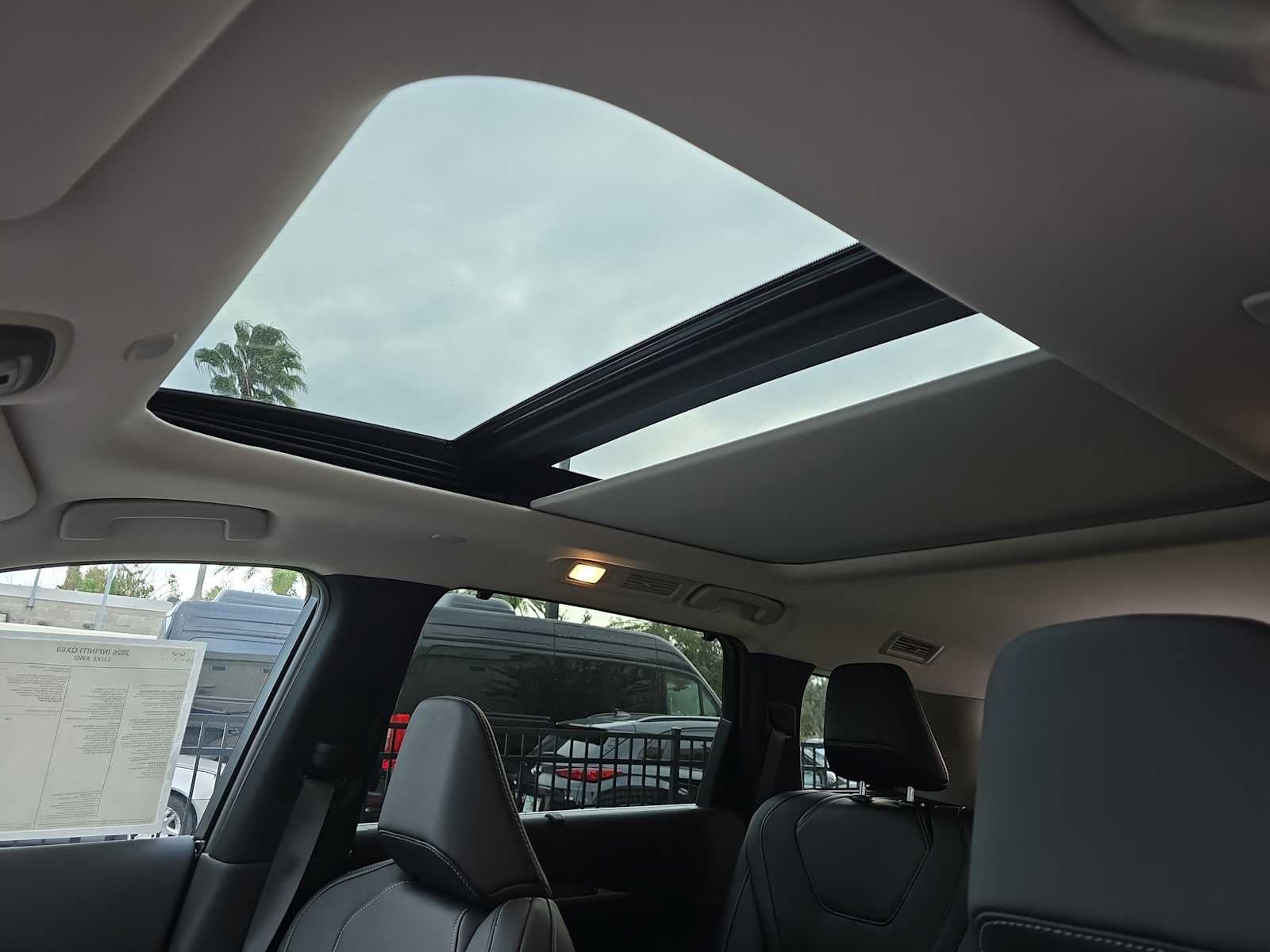 2026 INFINITI QX60 LUXE