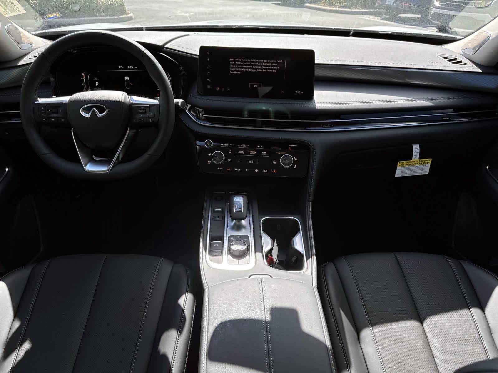 2026 INFINITI QX60 LUXE