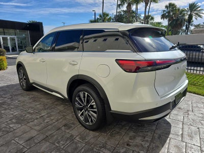 2026 INFINITI QX60 LUXE