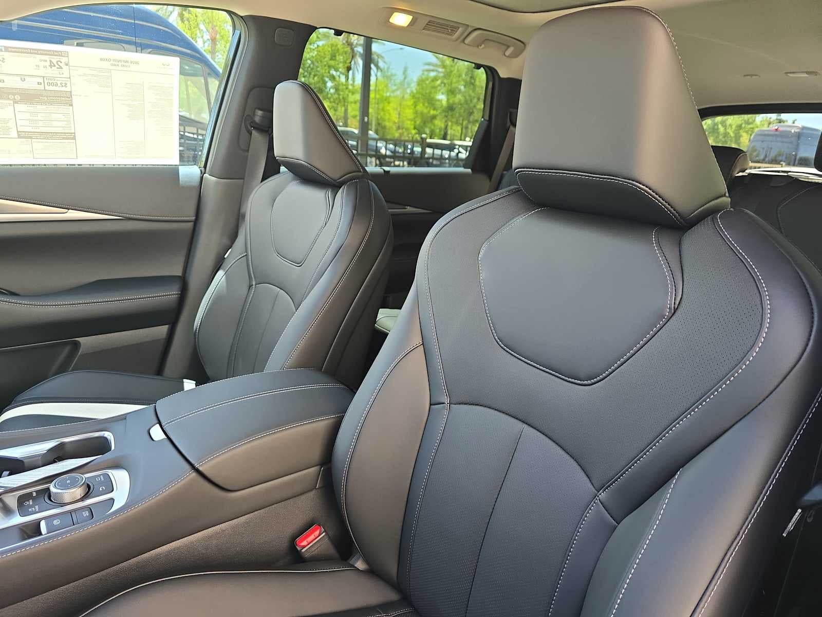 2026 INFINITI QX60 LUXE