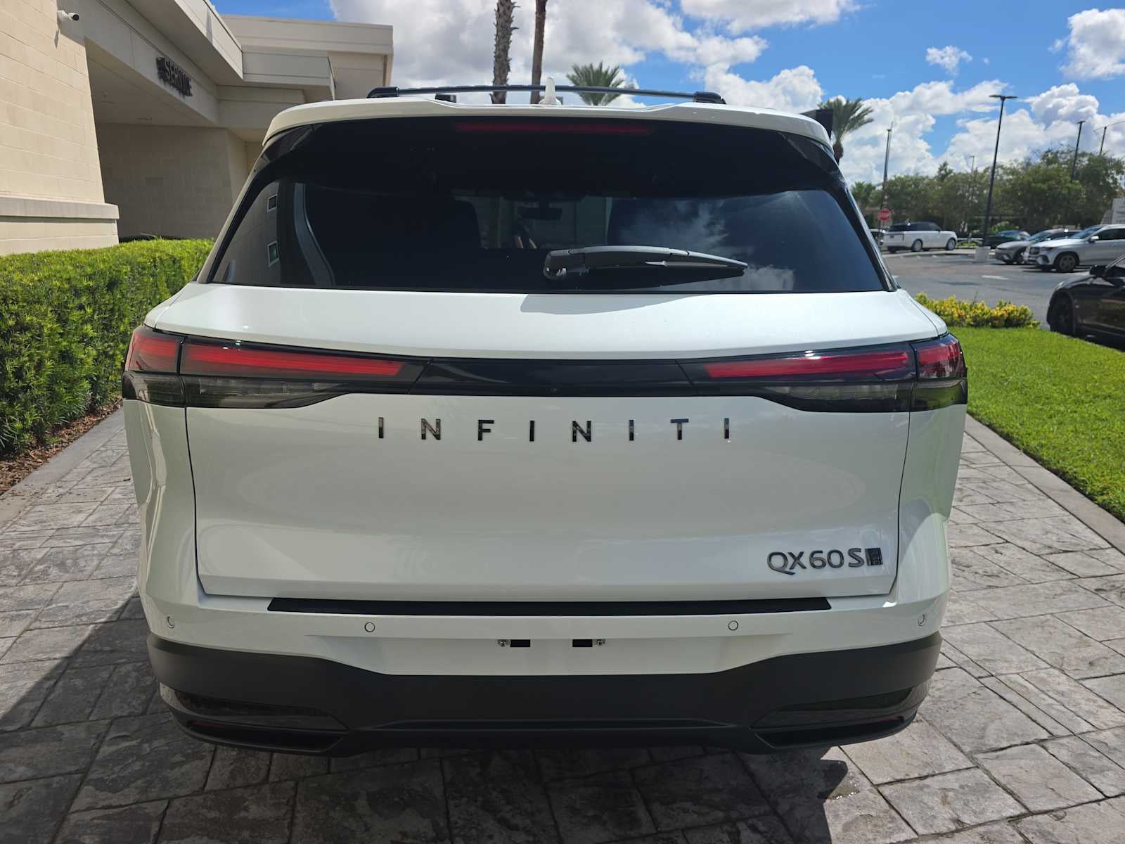 2026 INFINITI QX60 SPORT