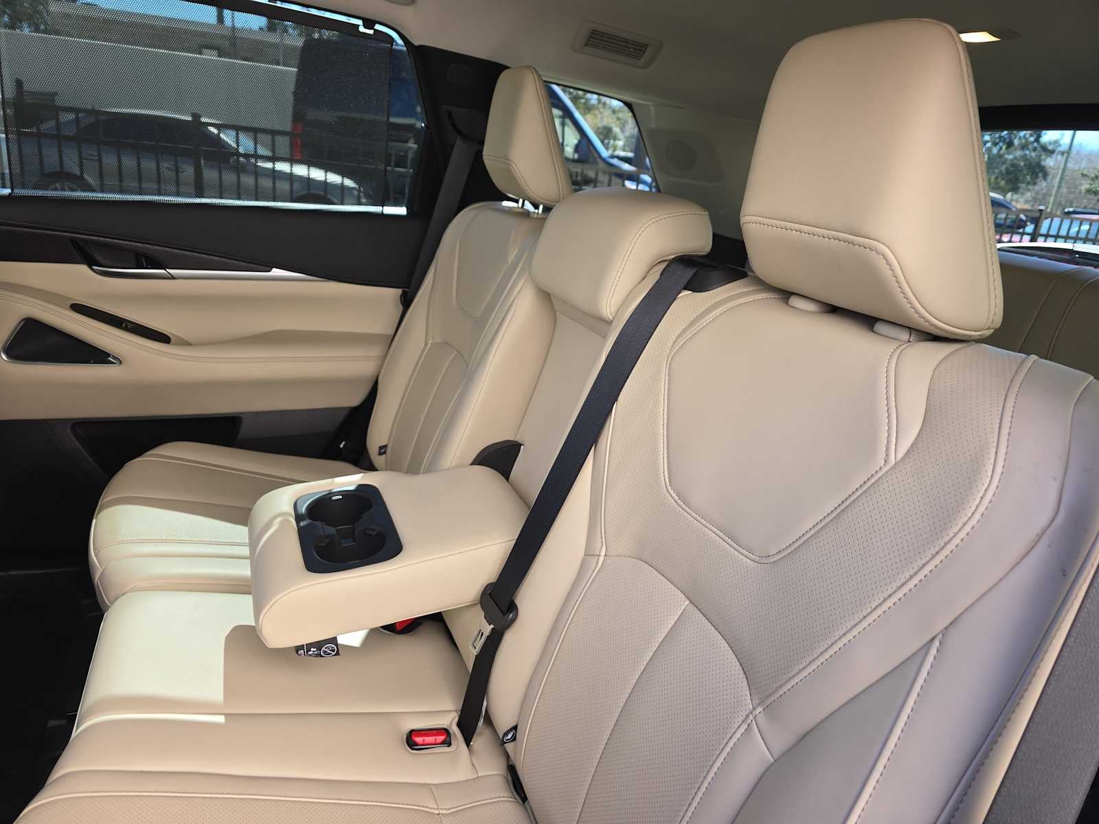 2025 INFINITI QX60 SENSORY