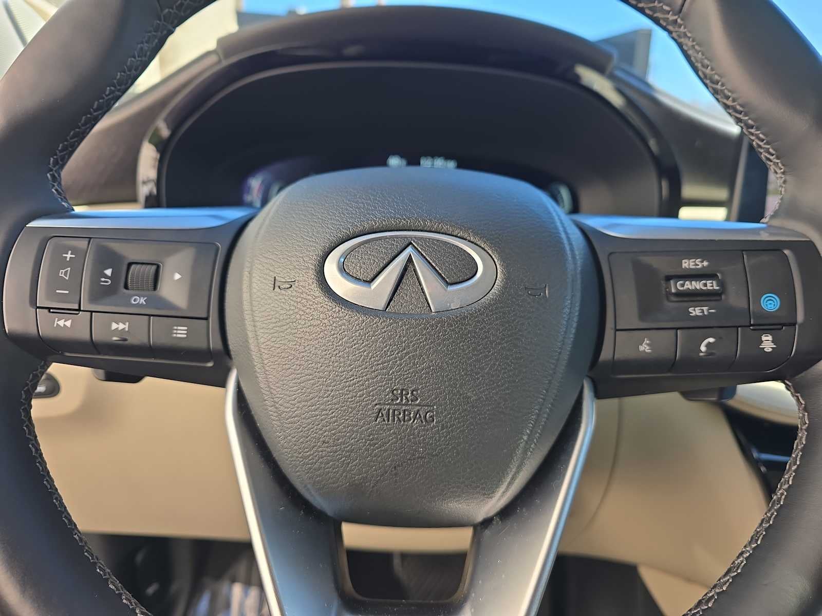 2025 INFINITI QX60 SENSORY