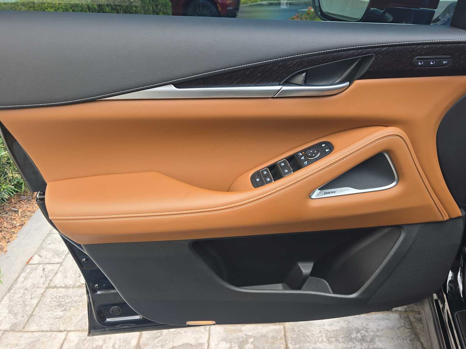 2025 INFINITI QX60 SENSORY