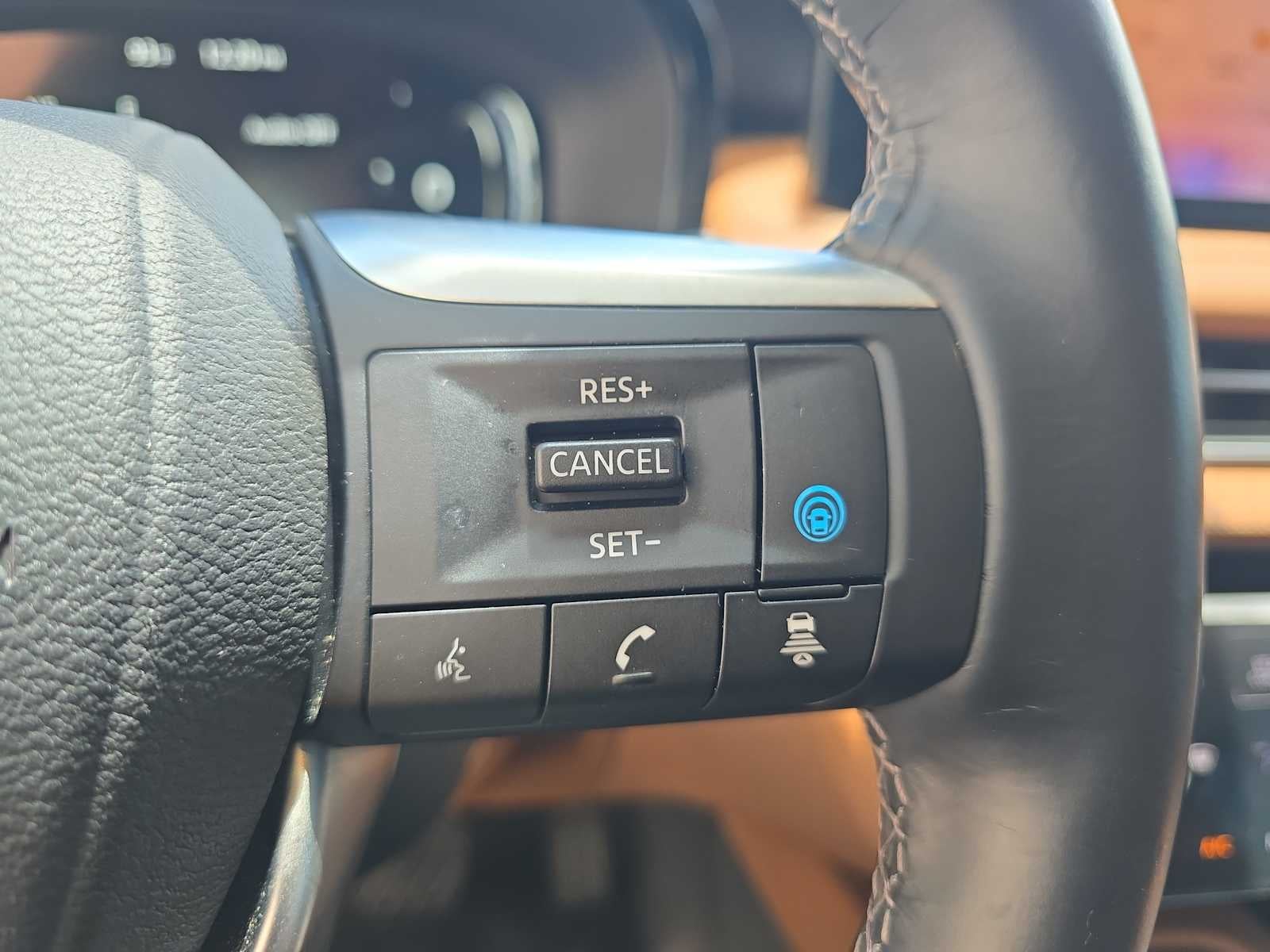 2025 INFINITI QX60 SENSORY