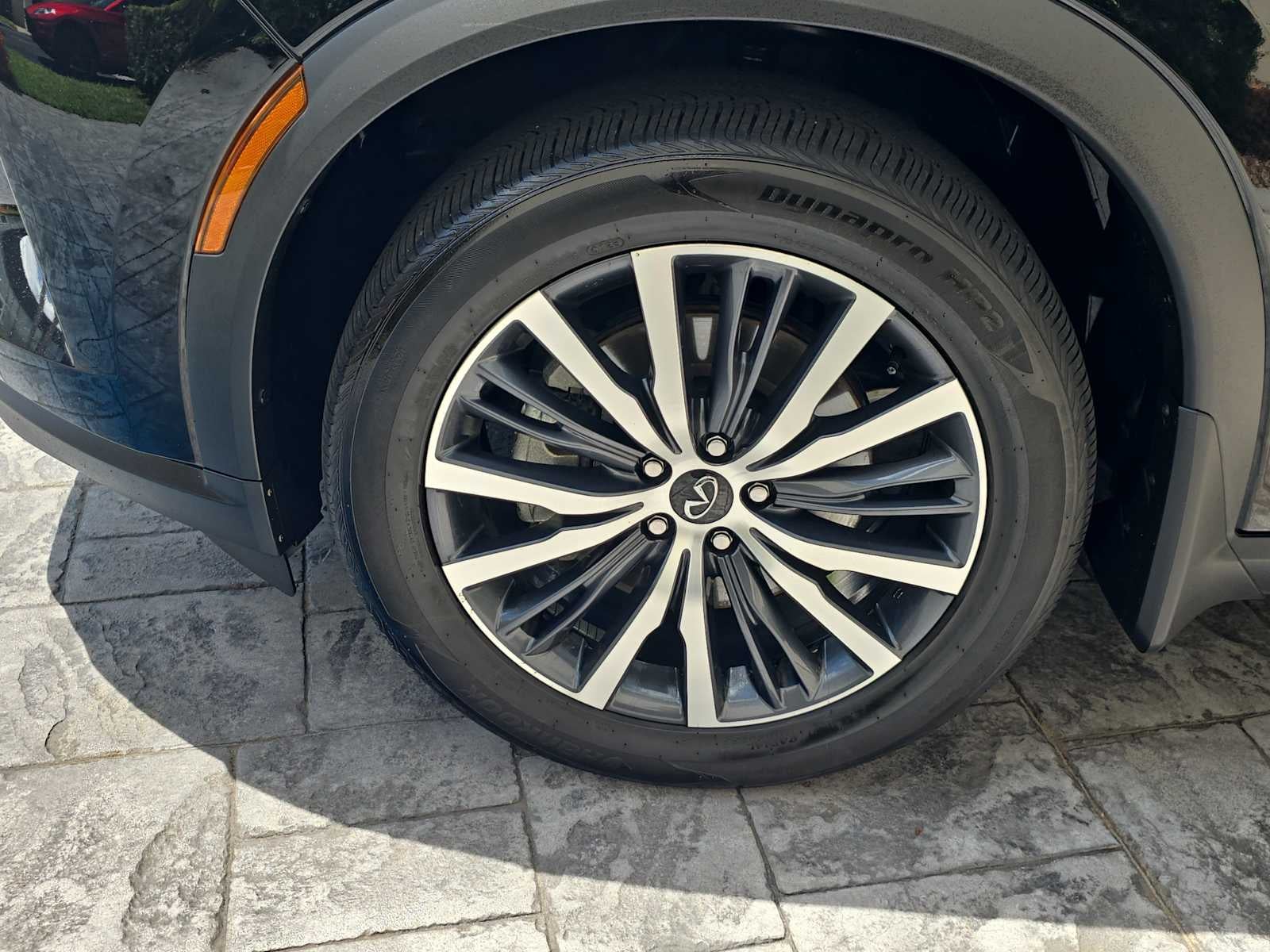 2025 INFINITI QX60 SENSORY