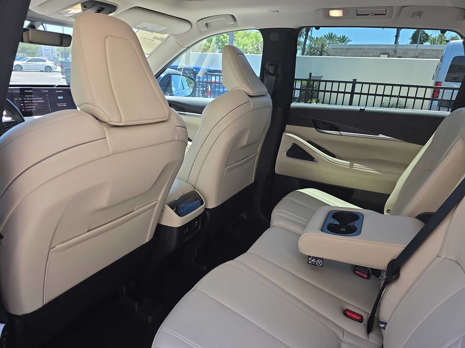 2025 INFINITI QX60 SENSORY