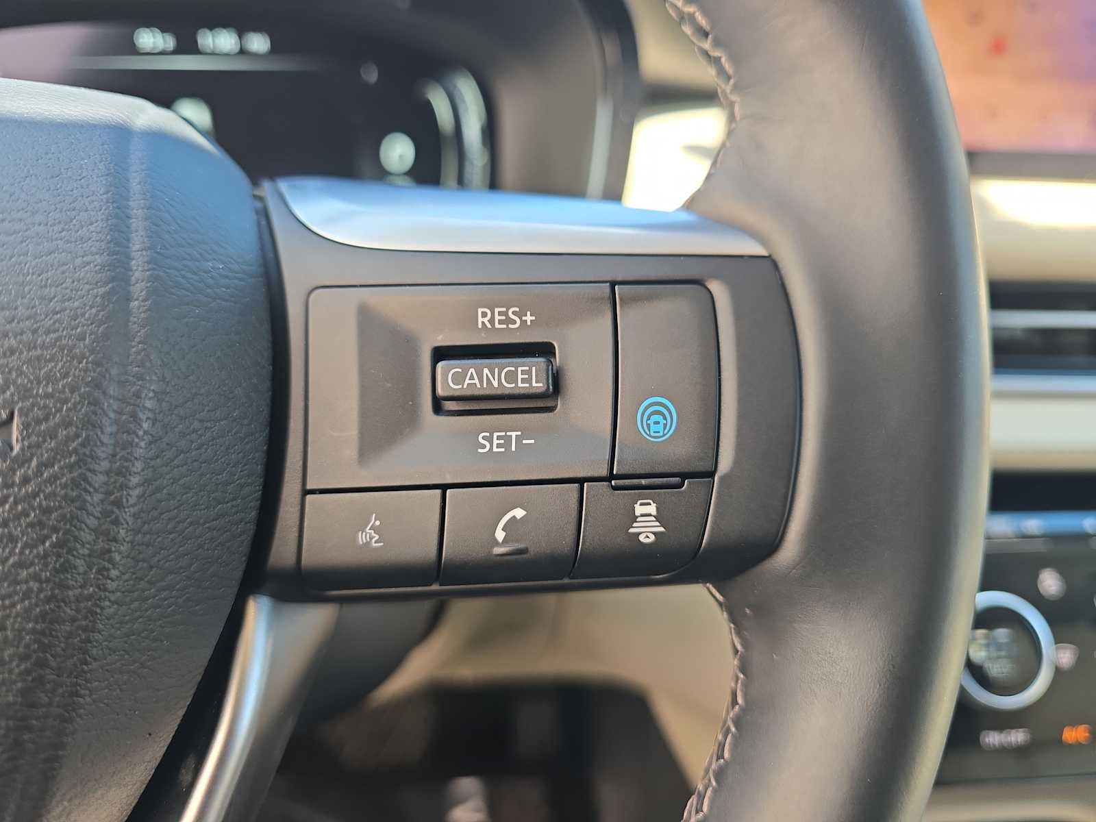 2025 INFINITI QX60 SENSORY