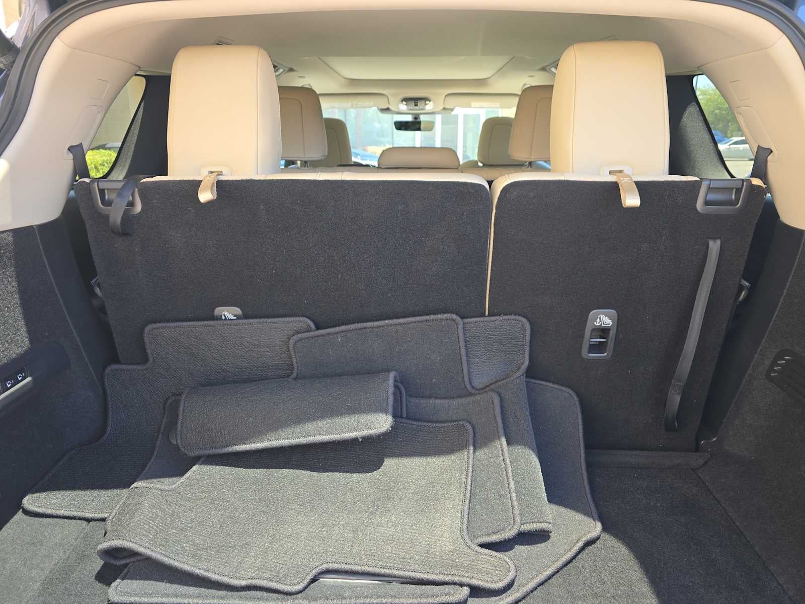 2025 INFINITI QX60 SENSORY