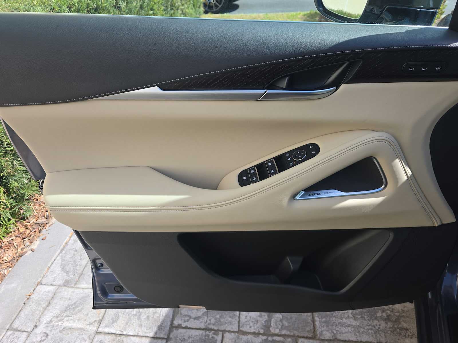 2025 INFINITI QX60 SENSORY