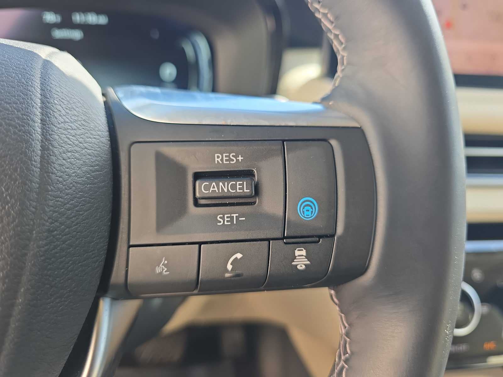 2025 INFINITI QX60 SENSORY