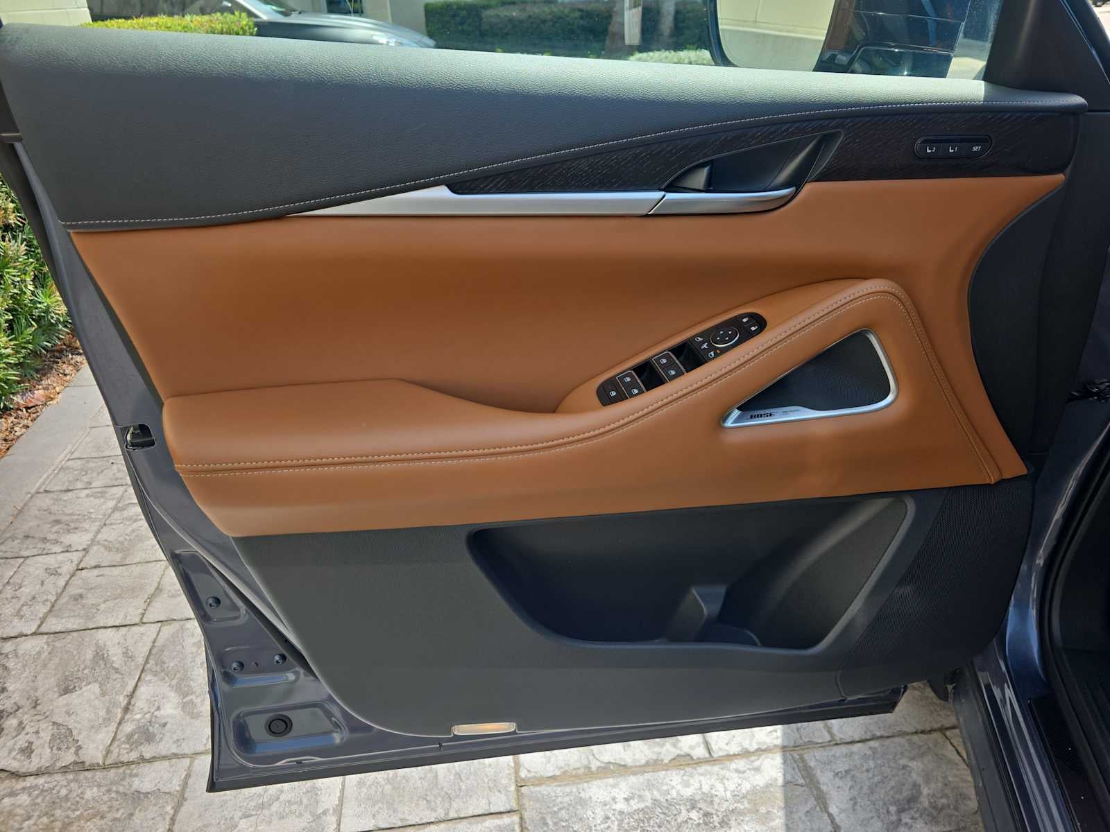 2025 INFINITI QX60 SENSORY