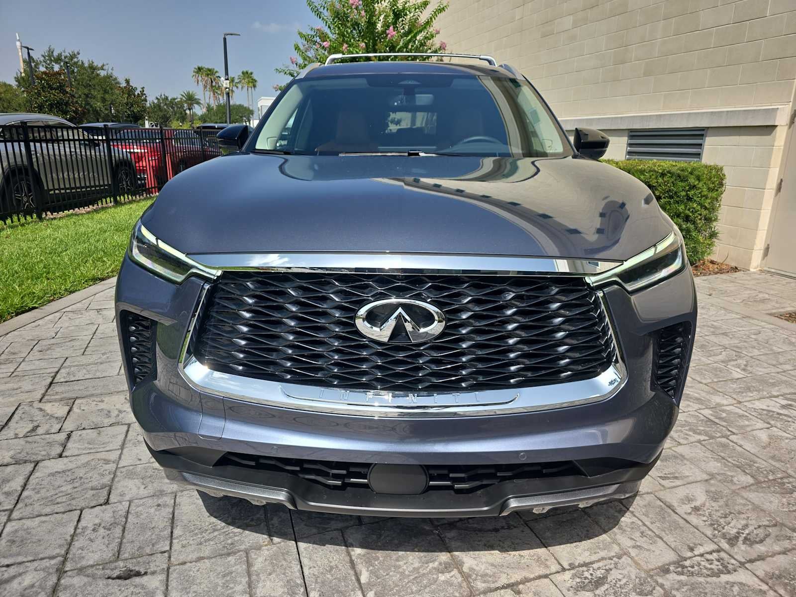 2025 INFINITI QX60 SENSORY