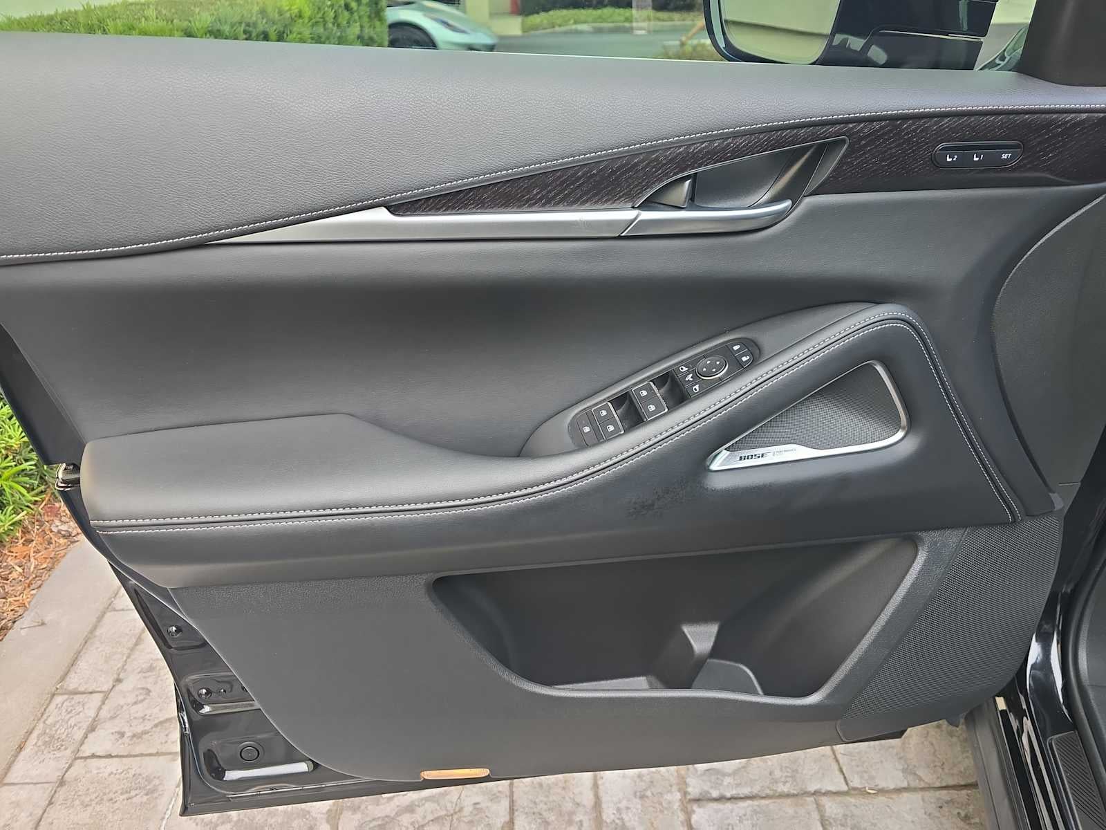 2025 INFINITI QX60 SENSORY