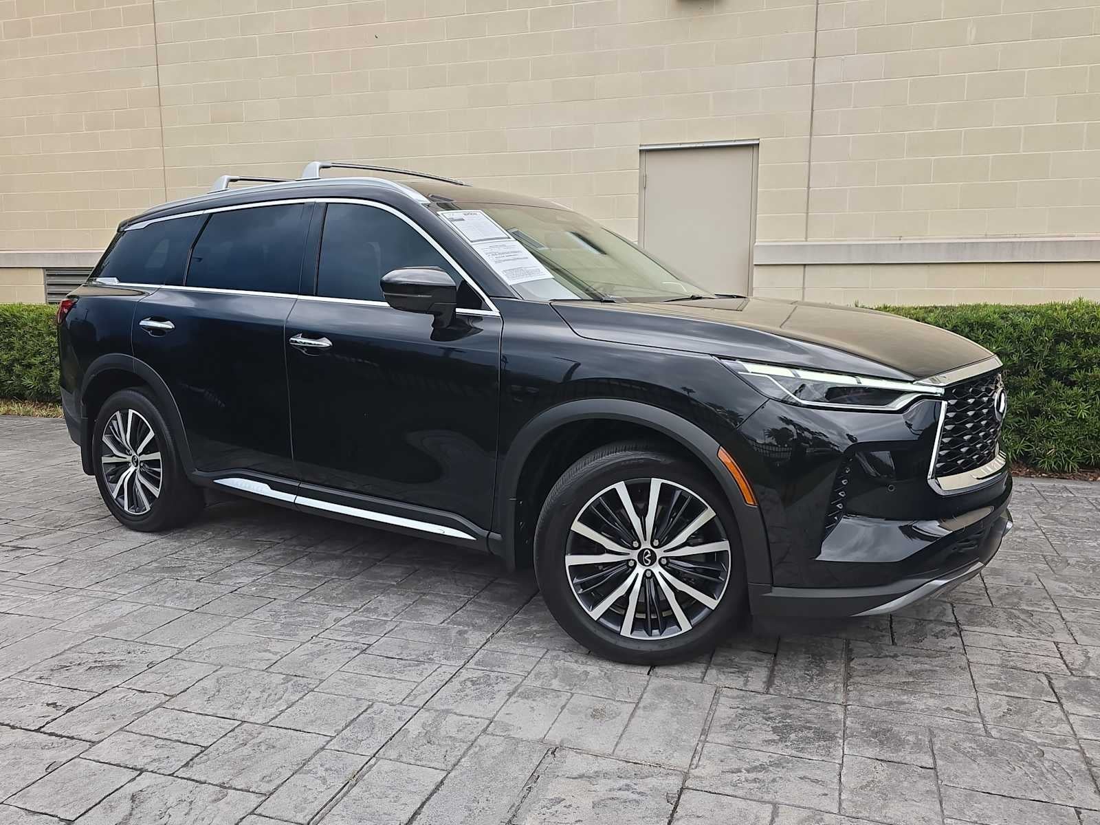 2025 INFINITI QX60 SENSORY